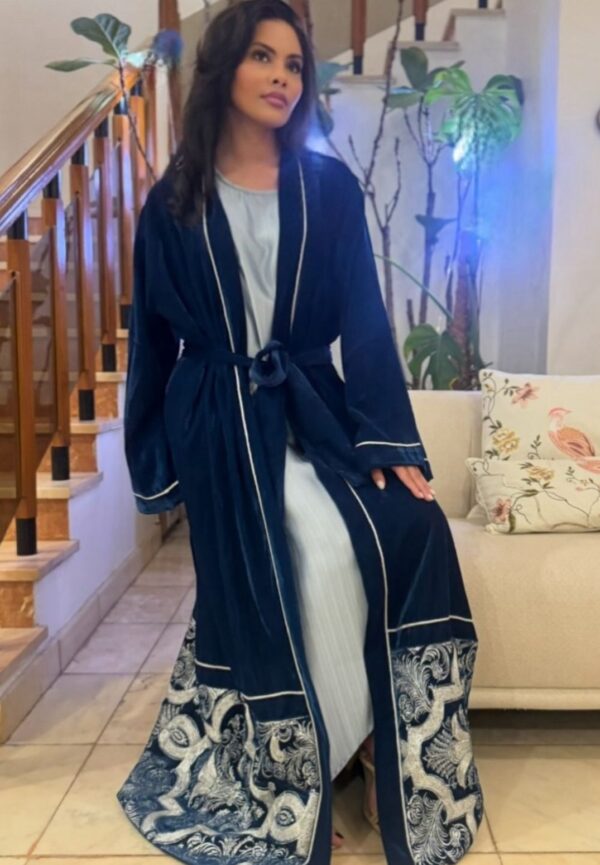 Blue Velvet Bisht